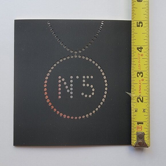 CHANEL New Year greeting cards, includes 2 cards (frame suggestion not included) - Picture 7 of 8